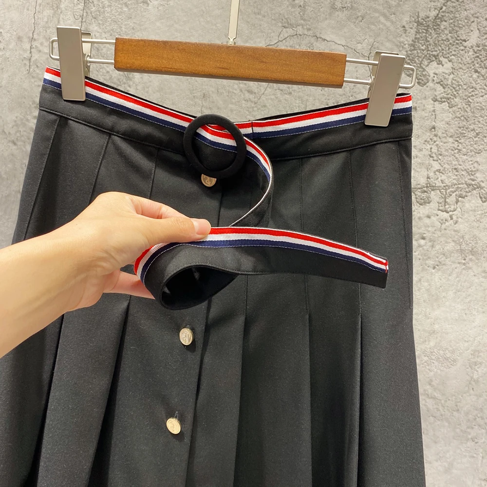 2021 summer new style short skirt hardware buckle pleated suit half skirt for women