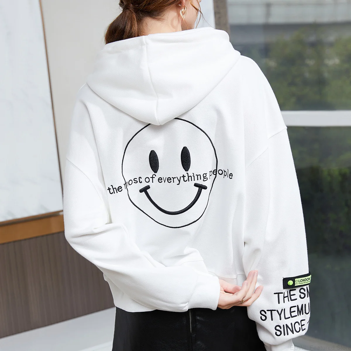 

Cute Smiling Face Sweater Women Autumn 2021 New Personality Creative Embroidery Patch Letter Hoodie Korean Loose Student Top