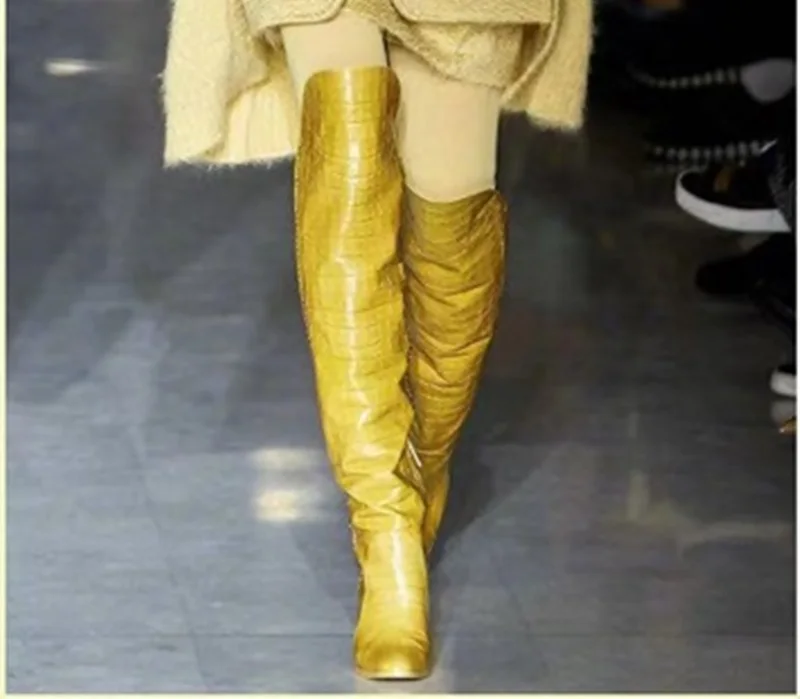 Новые модные брендовые сапоги до колена с острым носком и змеиным принтом из