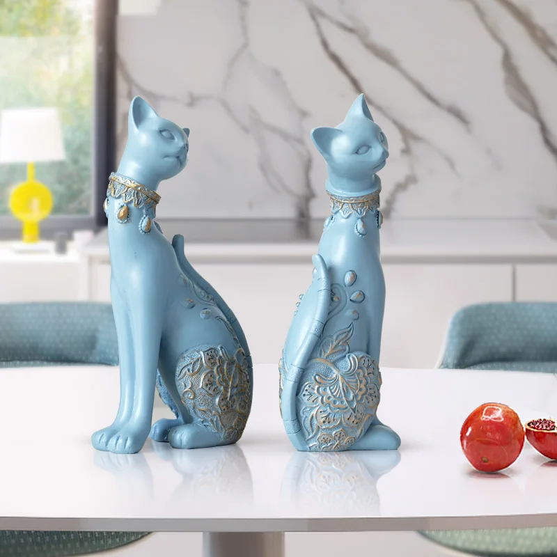

Figurine Decorative Resin Cat statue for home decorations European Creative wedding gift animal Figurine home decor sculpture