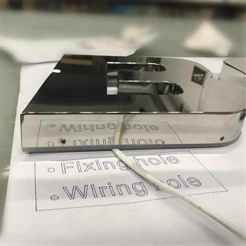 Винтажное полированное зеркало из нержавеющей стали с буквенным принтом