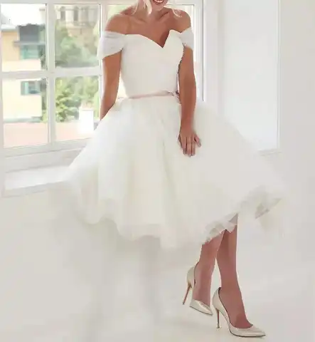 Vintage Ivory Short Tulle Off the Shoulder Wedding Dresses Tea Length robe de soirée de mariage Bridal Gowns with Sash
