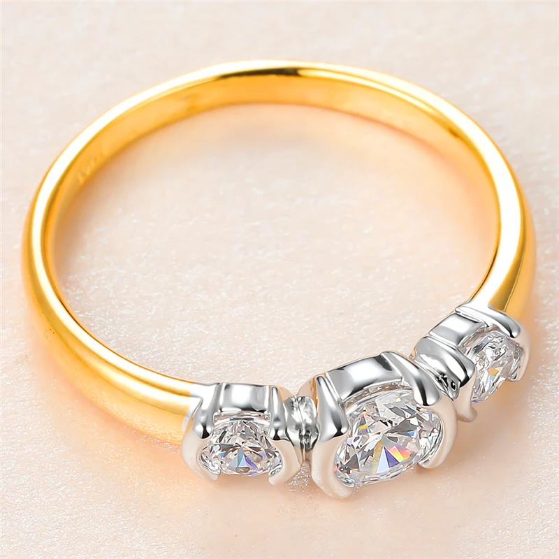 

Classic Male Female White Crystal Stone Ring Charm Gold Silver Color Wedding Rings For Women Luxury Round Zircon Engagement Ring