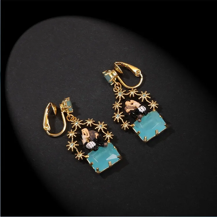 Женские серьги-клипсы с эмалью элегантные брендовые серьги-гвоздики синей