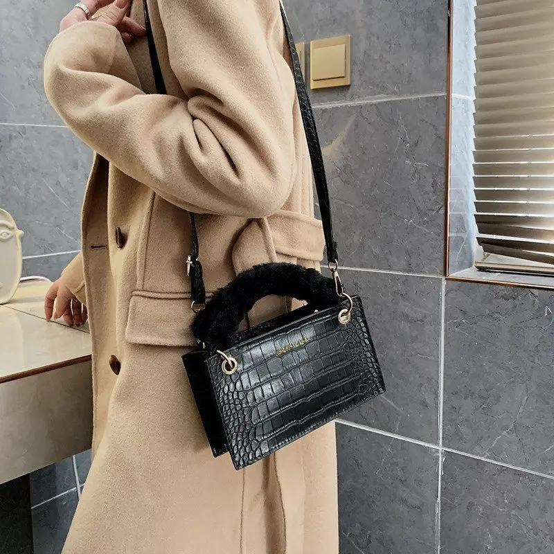 

Luxury Crocodile Pattern Designer Crossbody Bags For Women 2020 Fashion Solid Color PU Leather Shoulder Bag New Ladies Handbags
