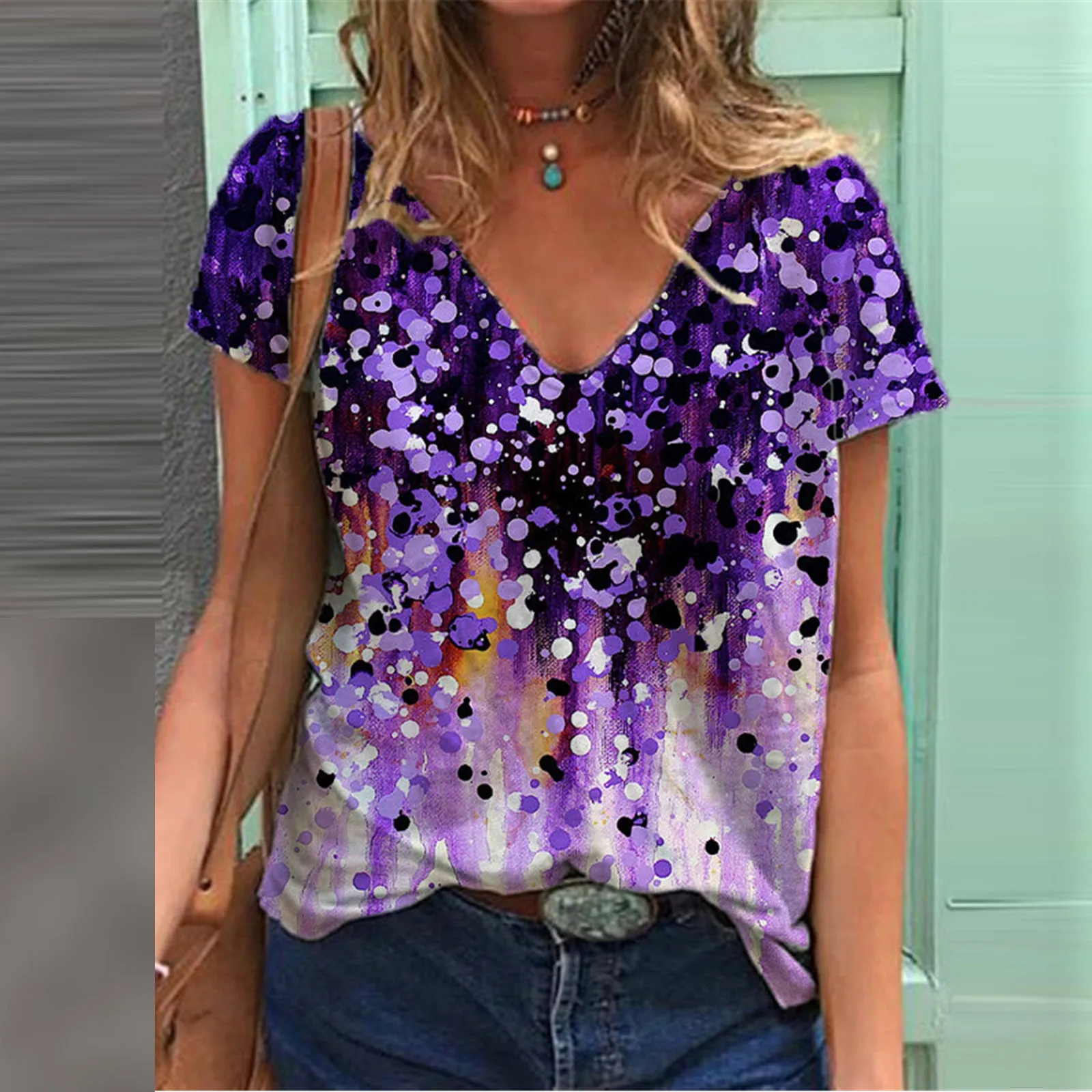 Размера плюс Топы с v образной горловиной и багровым принтом Блузки для женщин 2021