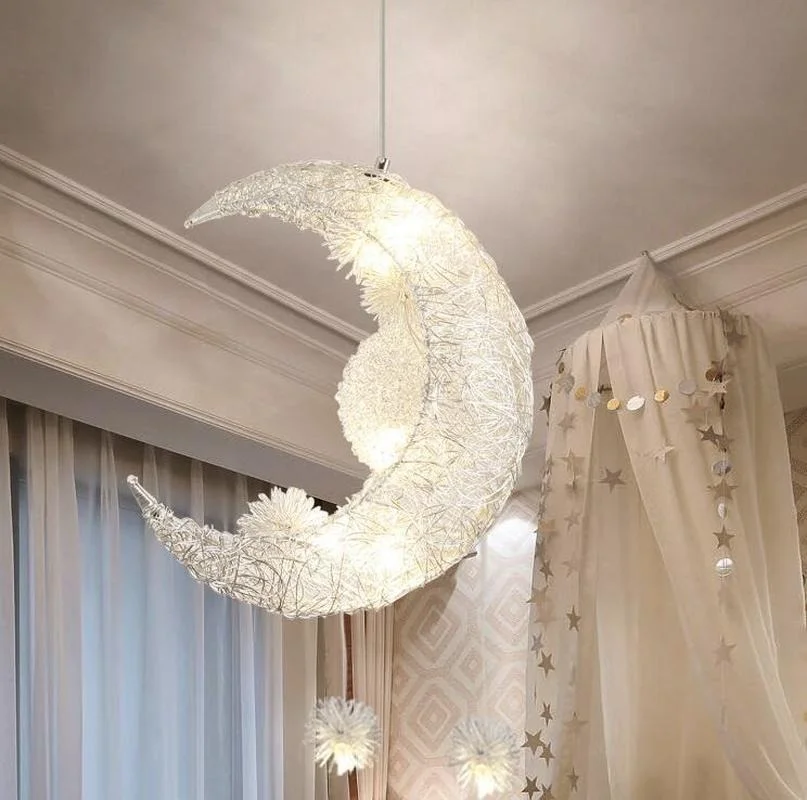 Современная светодиодная люстра с теплым освещением для детской комнаты