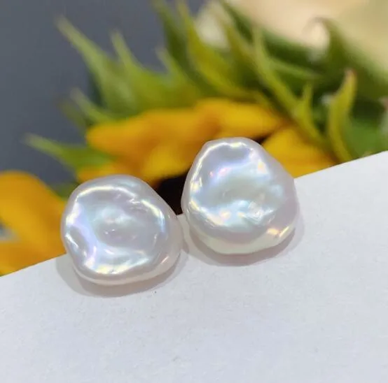 

Natural white petals Baroque Pearl Earring 18K Stud earrings Luxury simple jewelry Handmade Accessories Beautiful Mesmerizing