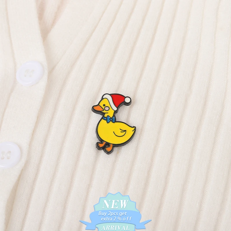Забавная желтая эмалированная булавка для рождественской шляпы утки Значки