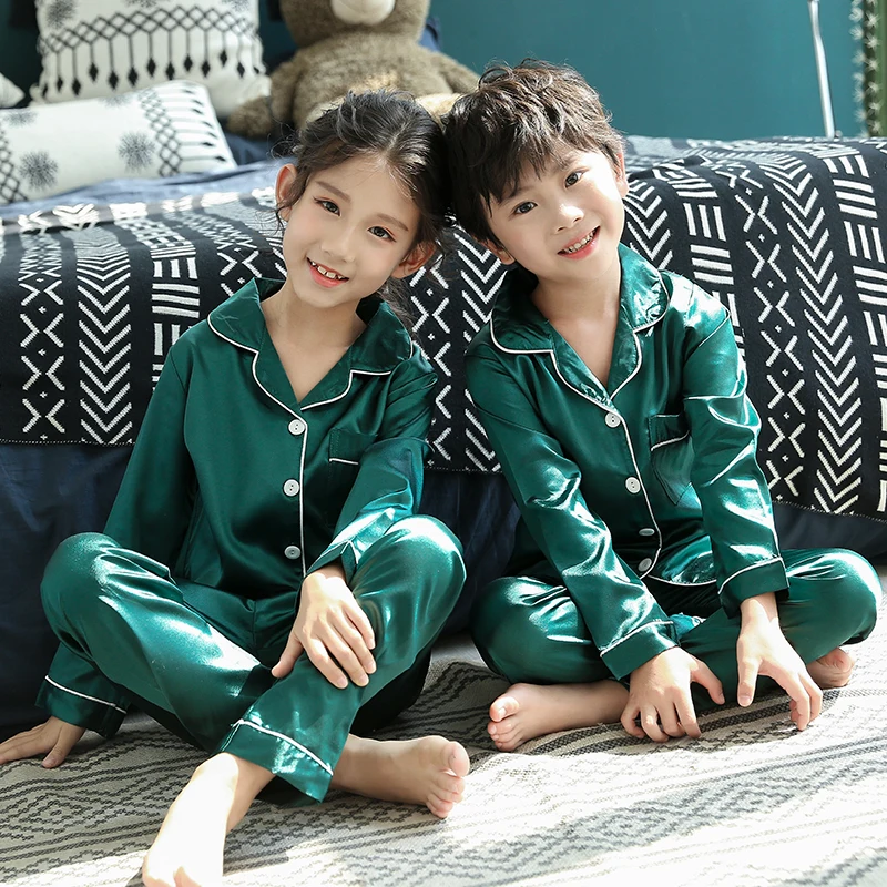 

Christmas Pajamas Baby Autumn Winter Long Sleeve Silk Sleepwear Set Solid Color Comfort Girl Boy Nightwear Clothing