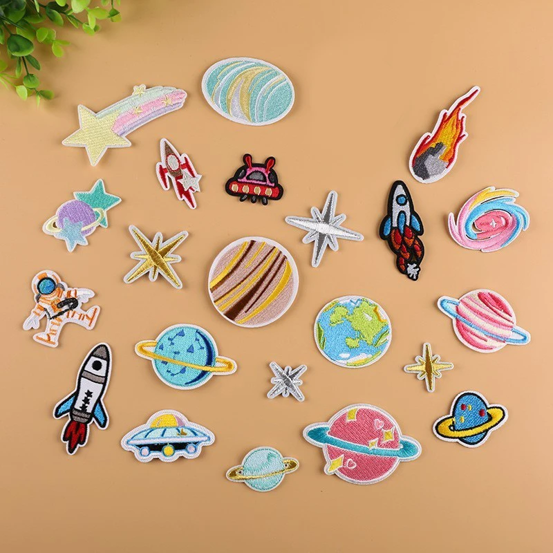 PGY космического пространства заплаты вышивки Вселенной с узором пришельцами