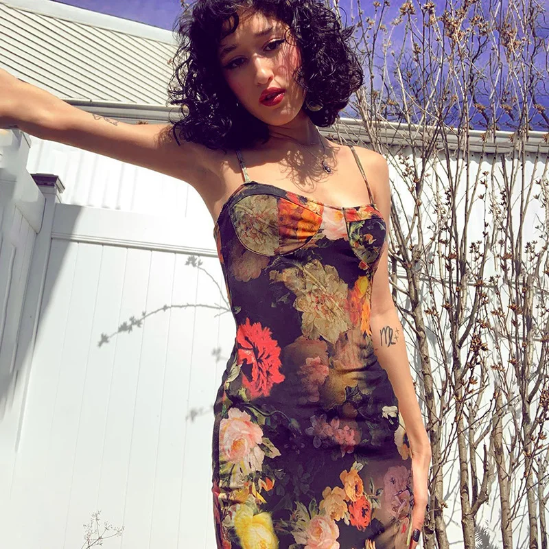 

Новинка, модное платье в западном стиле для женщин, пикантное мини-платье на бретелях, облегающее платье с цветочным принтом, лето 2021, платье...