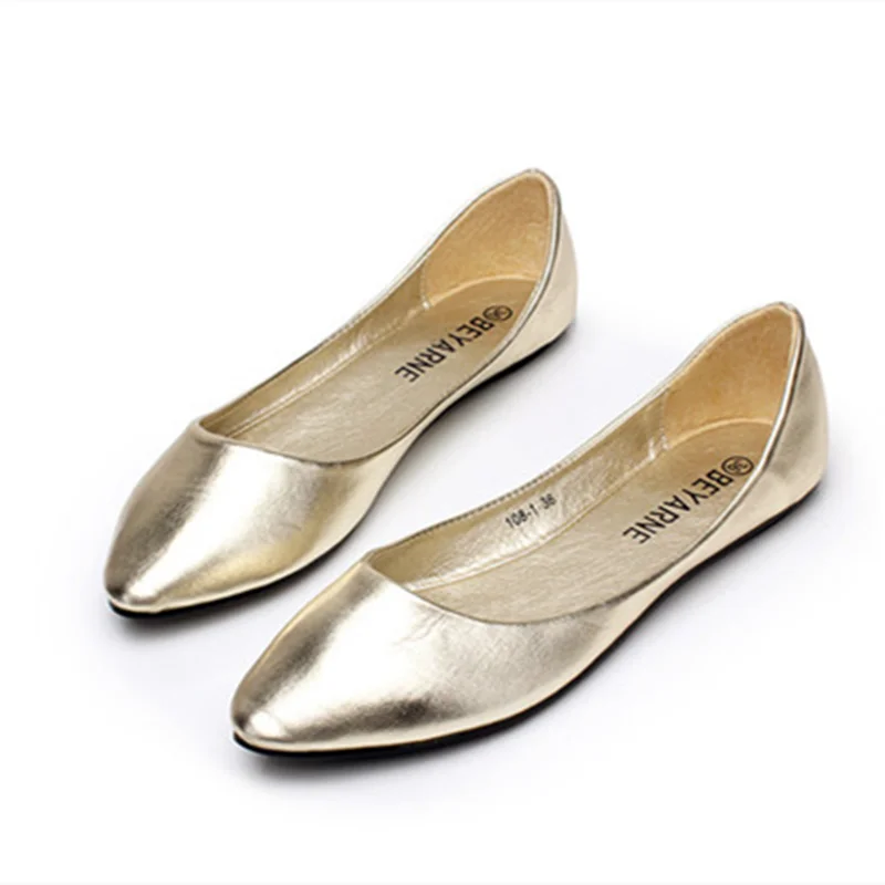 Женские блестящие туфли мягкая подошва заостренный носок дышащие слипоны