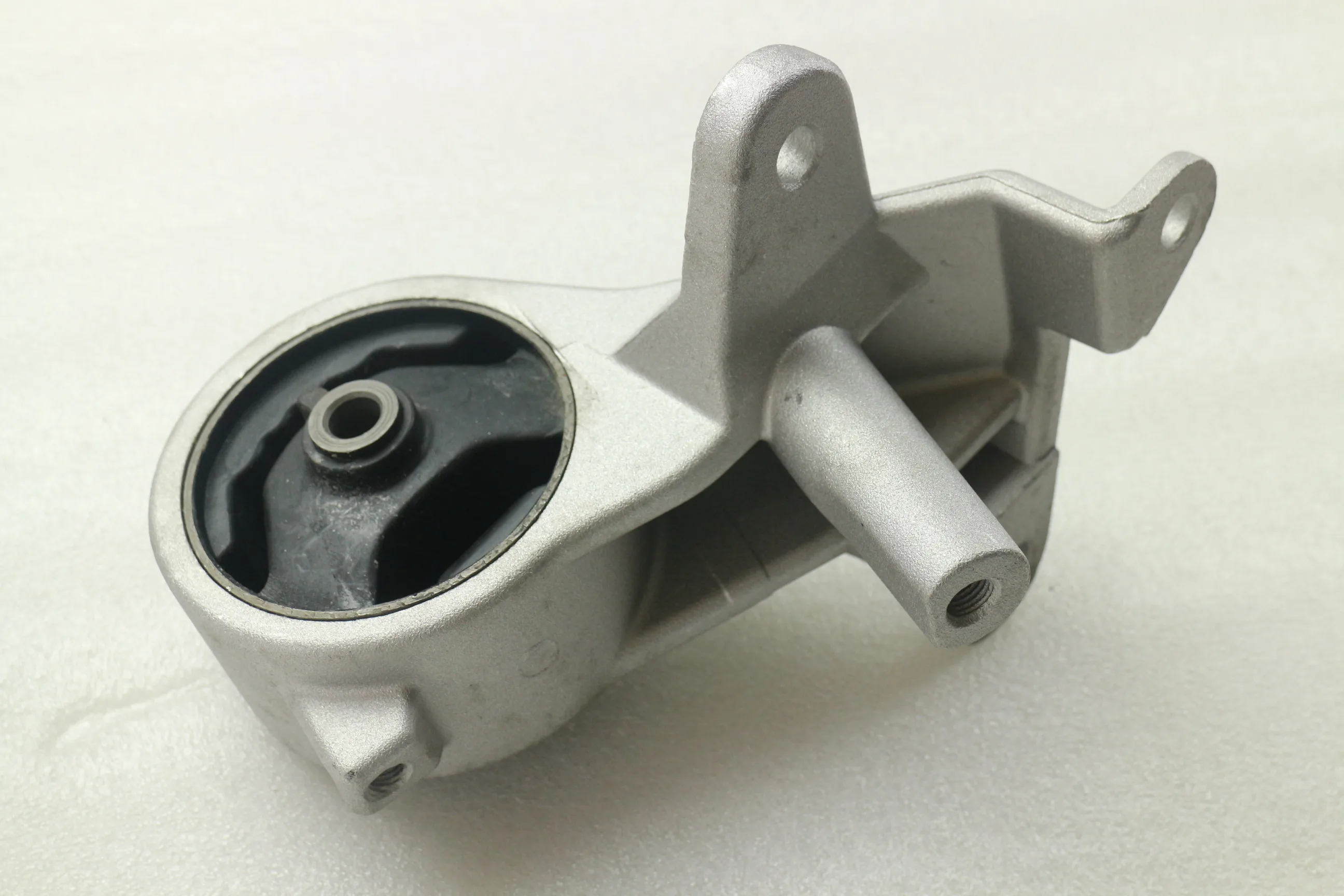 

Rear Engine Mount Motor Mount Fit for Daihatsu Sirion M100A M101A M110A M111A