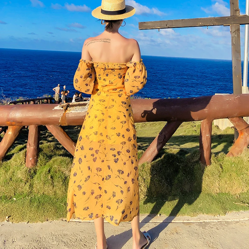 Летнее желтое платье женское цельное праздничное Привлекательное с открытыми