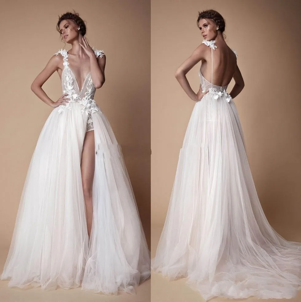 Modest Berta A Line Beach Wedding Dress 3D Appliqued Tulle Deep V-Neck Split Side Sweep Train Bridal Gowns With Flowers | Свадьбы и