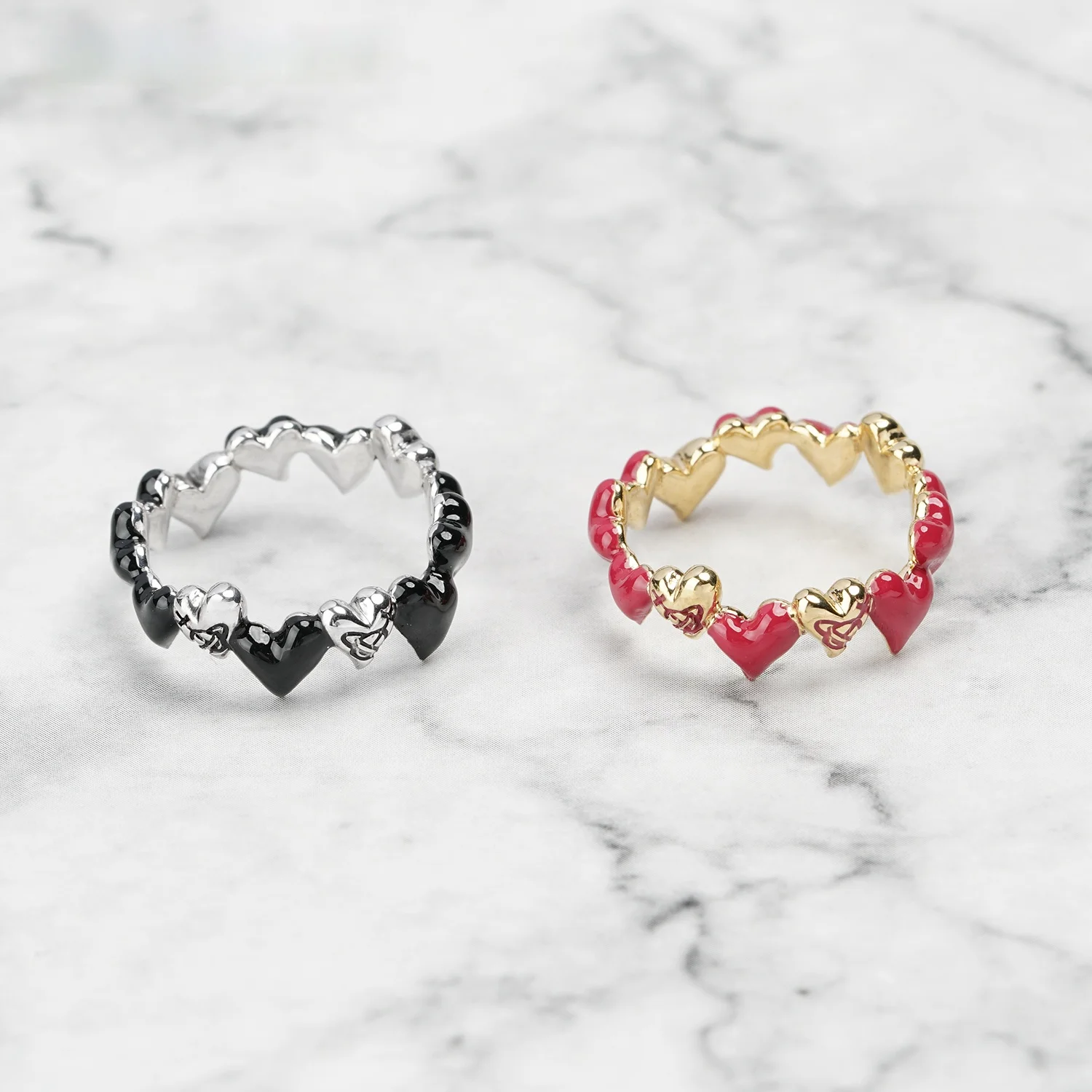 

Hot-selling two-tone little Saturn simple heart-shaped ring with adjustable Vv sweet ring as a gift for her rings for women