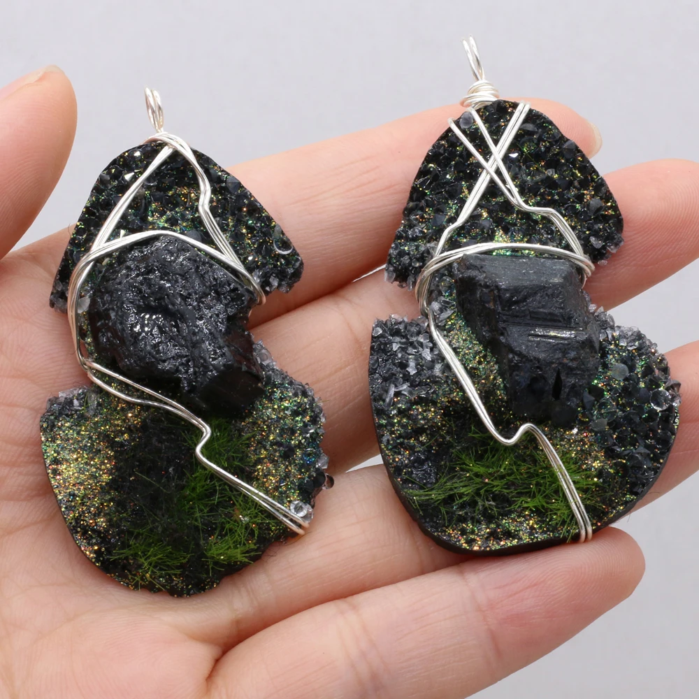 

Natural Semi-precious Stones Irregular Exquisite Resin Pearl Winding Silver Pendant Making Fashionable Necklace Gifts
