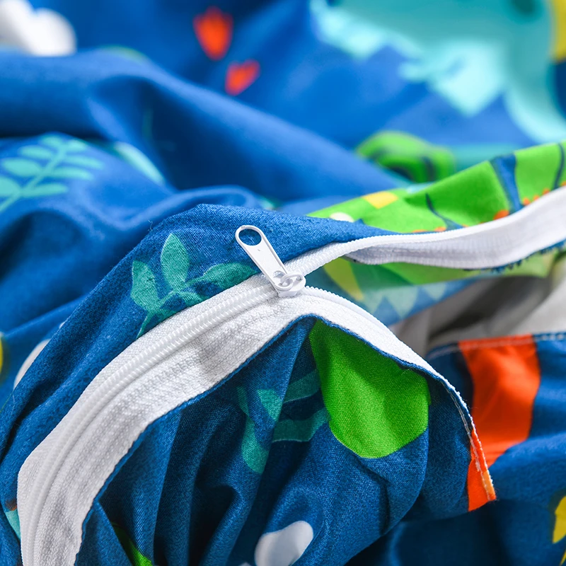 Комплект постельного белья с динозавром семейный роскошный классический