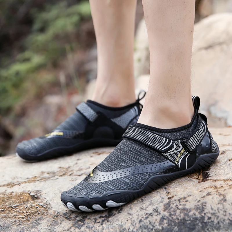 Дышащие сетчатые мужские пляжные босоножки Aquashoes для воды