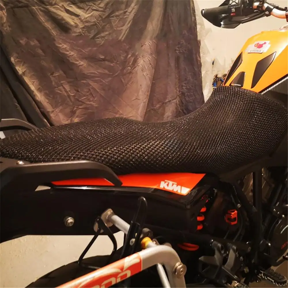 Чехол для сиденья мотоцикла скутера чтобы защититься от прямых солнечных лучей в