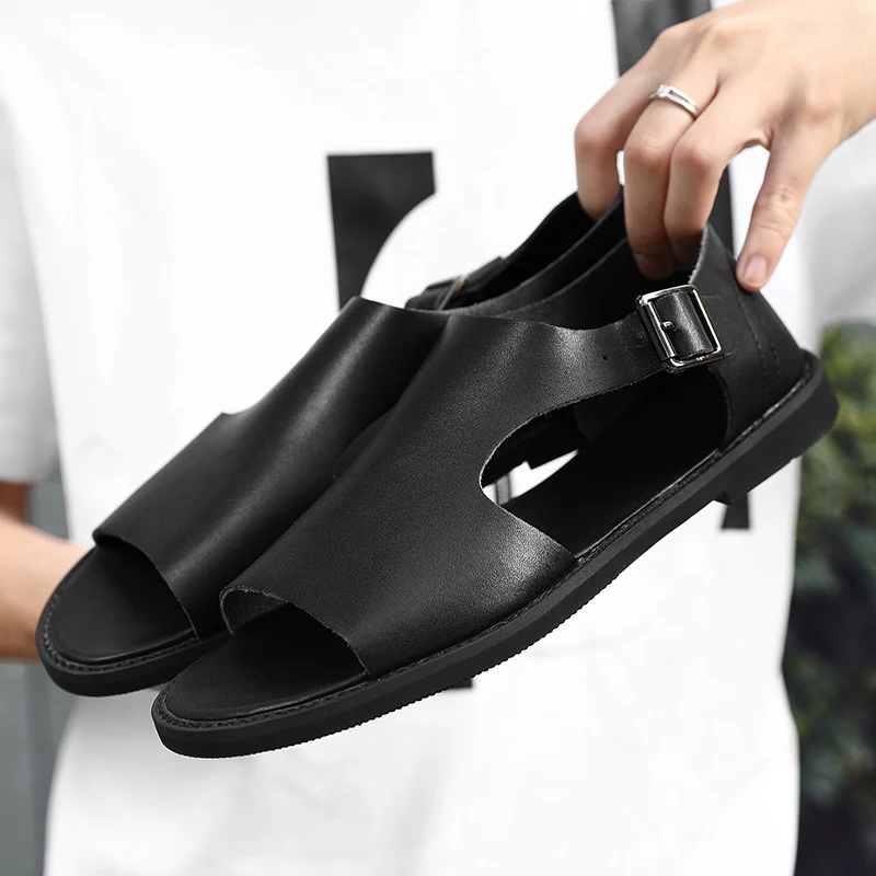

Men Casual Shoes Sneakers Fashion Light Breathable Men's Beach Sandals Mens Slip On Sapato Leather