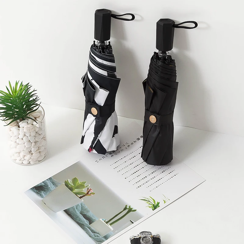 Новый Три складной Портативный с милой пандой зонтик иллюстрацией для дождливой