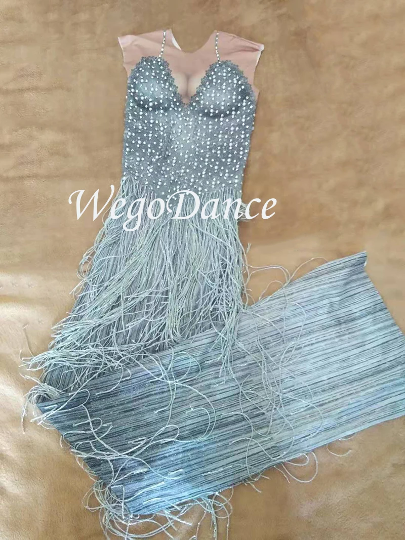 Новинка длинное облегающее платье с бахромой телесного цвета стразы кисточками