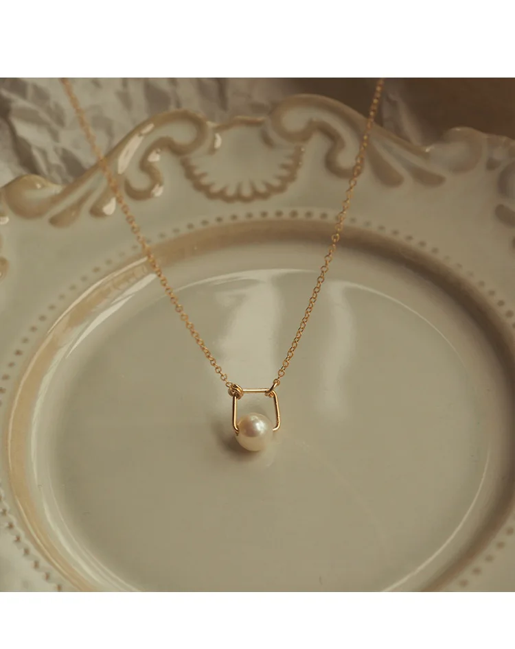 

Pearl Pendant Necklace for Women 2021 Jewelry Accessories Gold Necklaces Luxury Design Choker Japanese Korean Fashion Elegant