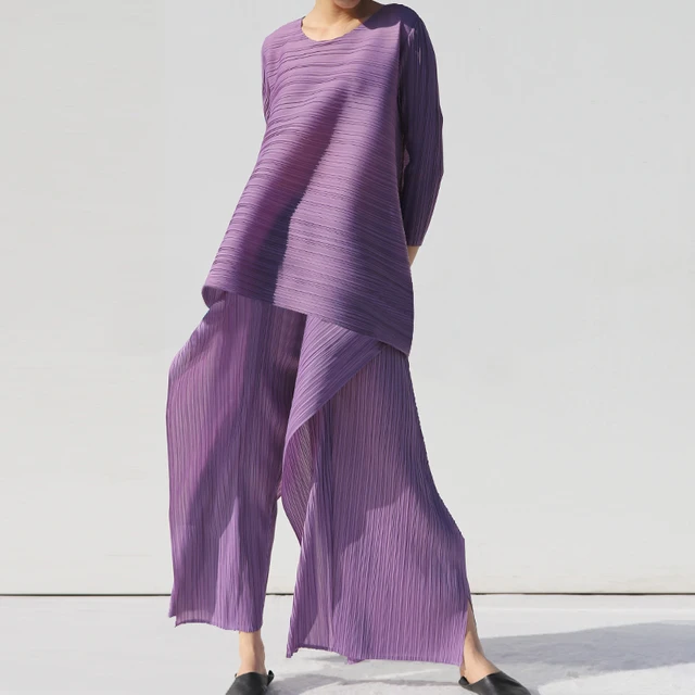 Miyake Pleated Women Two Piece Sets 2022 Summer Long Sleeve T-shirt Tops Ladies Loose Pants Original Designer Causal Clothing 5
