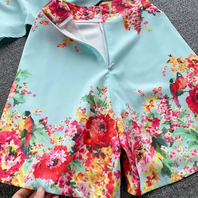 

2021 Spring Summer Ladies Floral Elegant Two-piece Outfit Women's New Puff Sleeve Shirt Fashion Stylish Wide Leg Casual Shorts