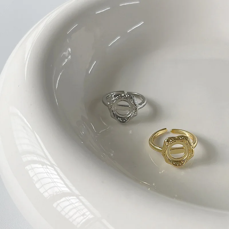 

Новинка 2021, корейское модное круглое складное кольцо с геометрическим рисунком и асимметричным рисунком для женщин и мужчин, простое стиль...