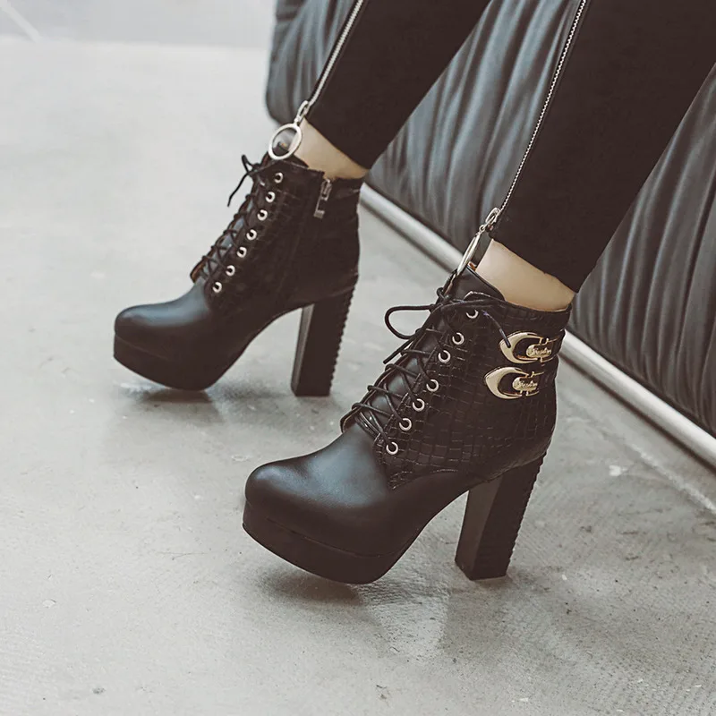 

2019 New Autumn Winter Women Boots High Quality Solid Lace-up Metal buckle European Ladies boots thick high heels Boots 34-43