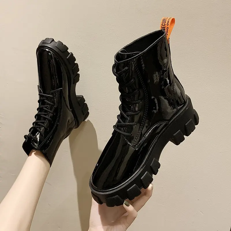 

Новинка Осень-зима 2021, кожаные ботинки в английском стиле, красивые высокие мотоциклетные ботинки на полувысоком каблуке