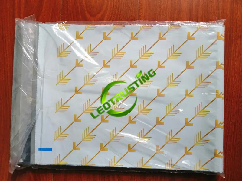 Leotrust пластиковая сумка конверт с золотыми стрелками 26x33 + 4 см самоклеящаяся