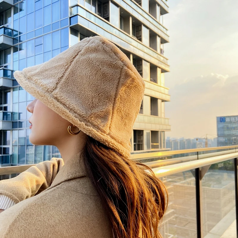 Двухсторонняя из овечьей шерсти для мальчиков золото-линия крышка резьбы