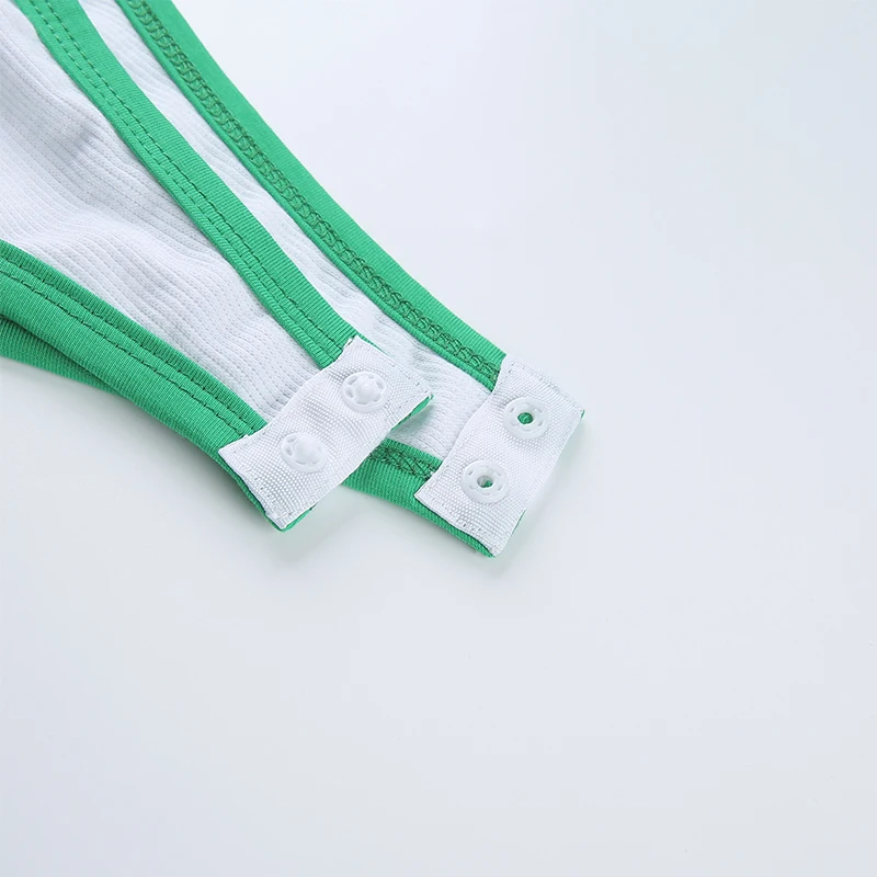 Комбинезон женский летний на тонких бретелях с надписью 2020 |