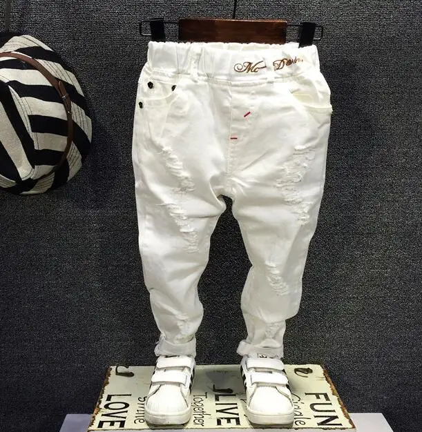 2020 детские джинсы для мальчиков белые рваные брюки джинсовая одежда Детские