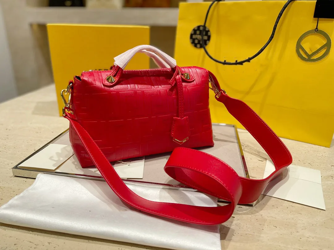 

2021 New Boston pillow bag women's bag