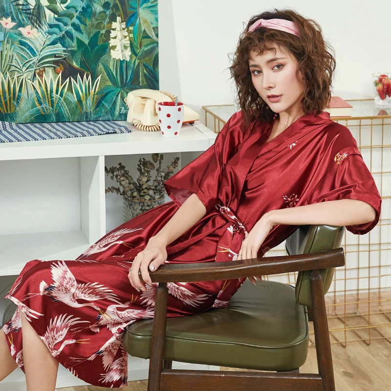 

Женская шелковая пижама SLPBELY, Весенняя элегантная домашняя одежда в ретро стиле с полурукавами и птицами, Пижама