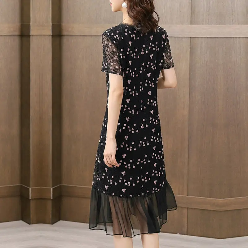 

Embroidered Mermaid Silk Dress Women's Summer 2021 Fashion Large Size Natural Mulberry Silk Mother's Dress