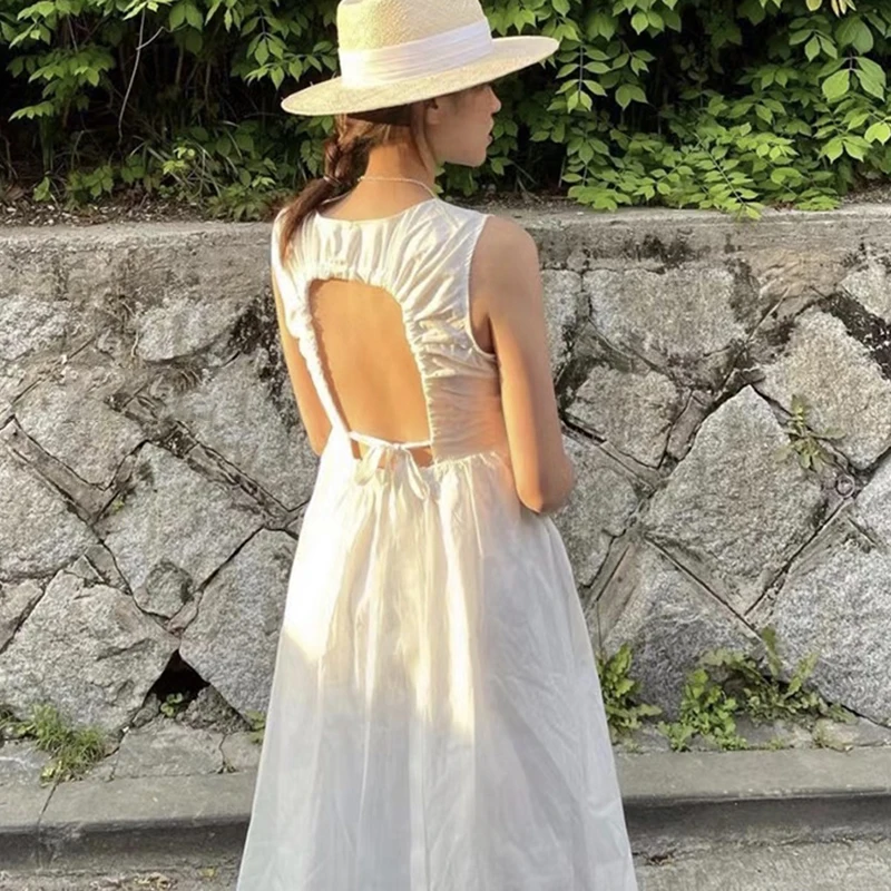 

IEQJ Women Black Elegant Temperament Design Halter Sleeveless Mid-length Dress New O-neck Loose Fashion Tide Summer 2021 3F0677