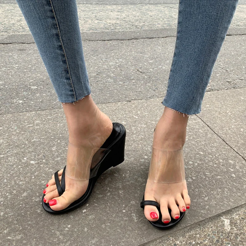 

2020 new All-match Ripped Women Denim Jeans Fit High Waist Stretched Elastic Femme Fringe Hem Denim Skinny Jeans Female Trousers