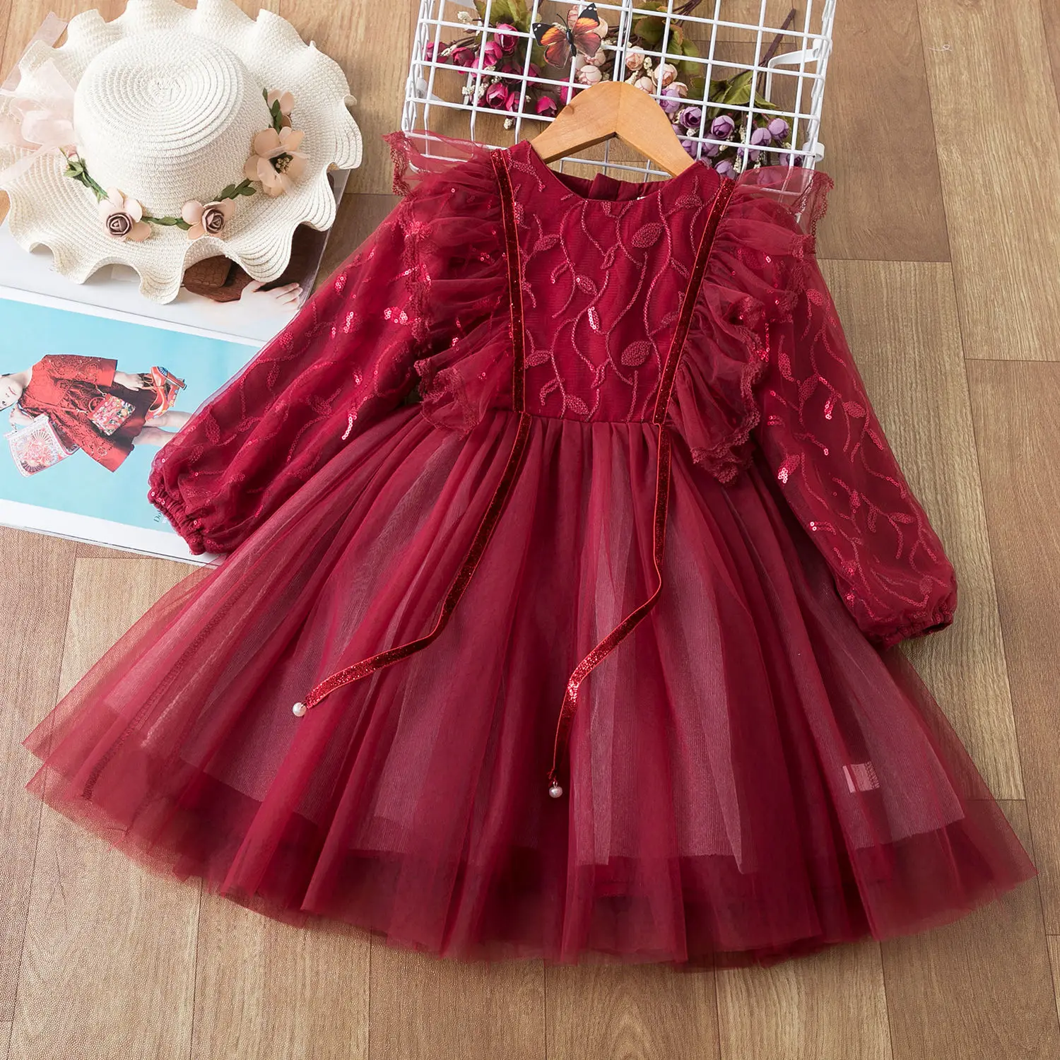 

Children's dress Princess Dress Girls fluffy yarn fly sleeve dress children's Sequin cake dress elegant girls