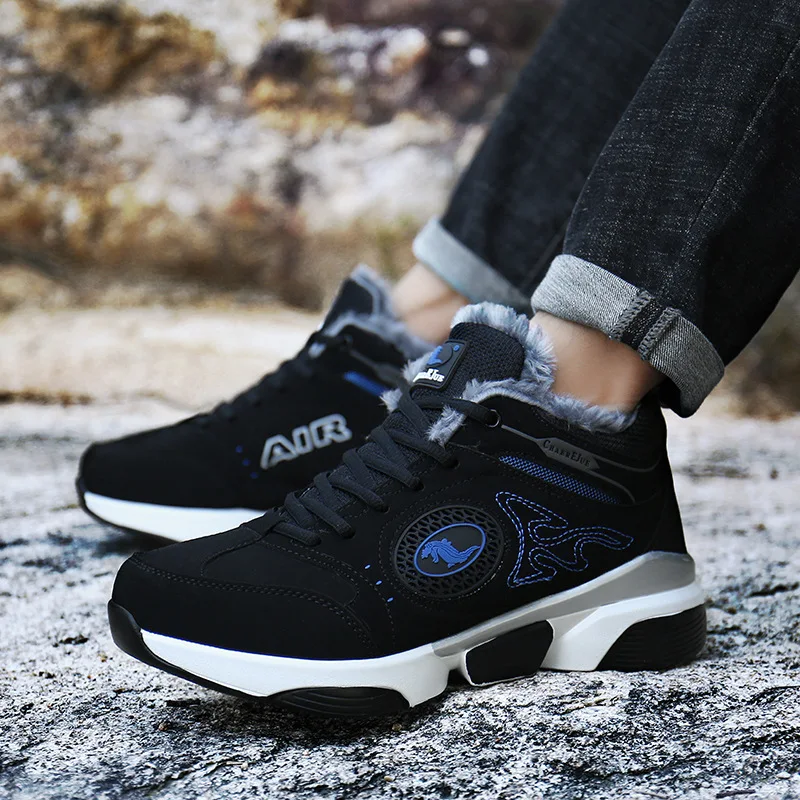 Зимние теплые кроссовки увеличивающие рост Мужская обувь черная утепленная с