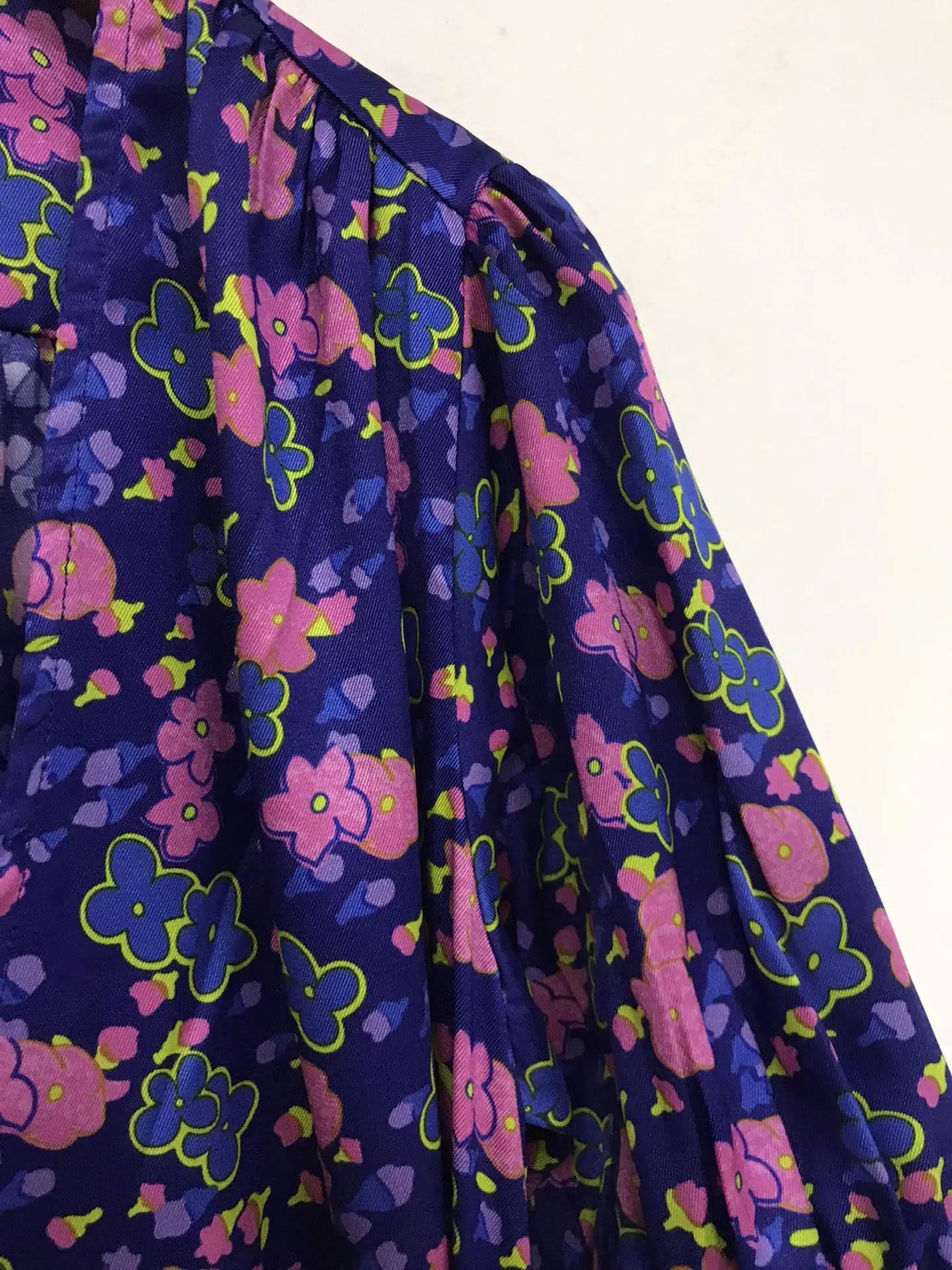 Цветочный принт с v образным вырезом женское платье миди 2020 новые летние на