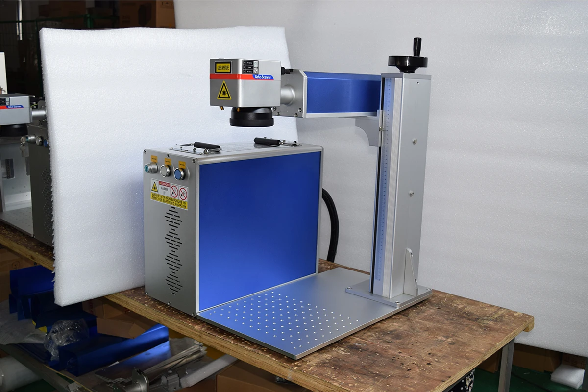 150x150 мм Волоконная лазерная маркировочная машина лазерный маркер 30 Вт для