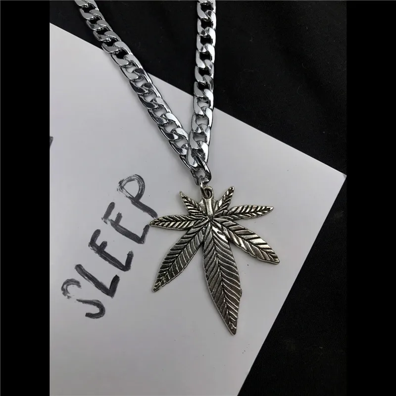 

Hip Hop Heart Leaf Pendant Necklace Titanium Steel Long Chain Punk Choker Party Gift For Men Women Vintage Jewelry High Quality