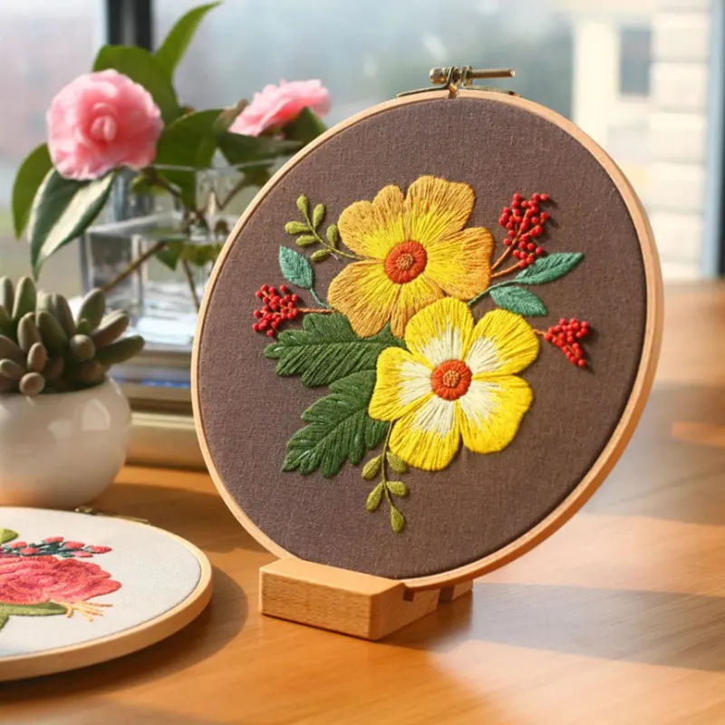 Деревянное основание из бука с вышивкой держатель-подставка настольное для