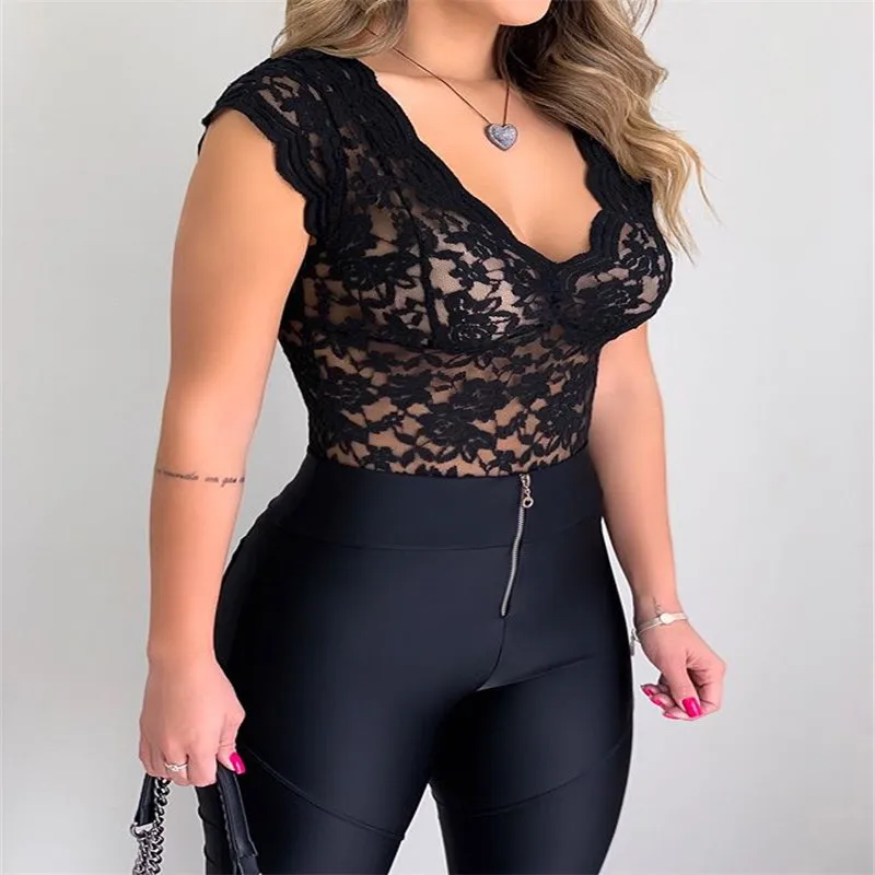 

2021 Korean Style Lace White Sexy Tank Top for Women Harakuju V-neck Floral Mujer Crop Top Streetwear Femme Lace Tank Top